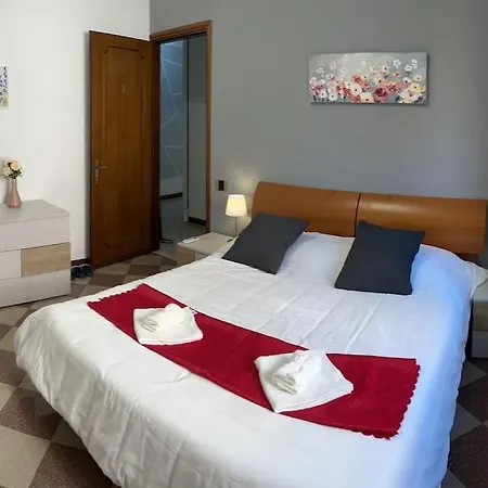 Holy Holiday home *